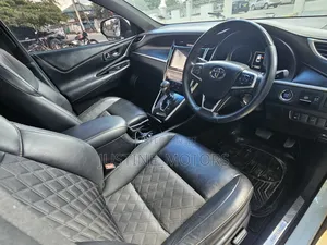 Toyota Harrier 2018 White