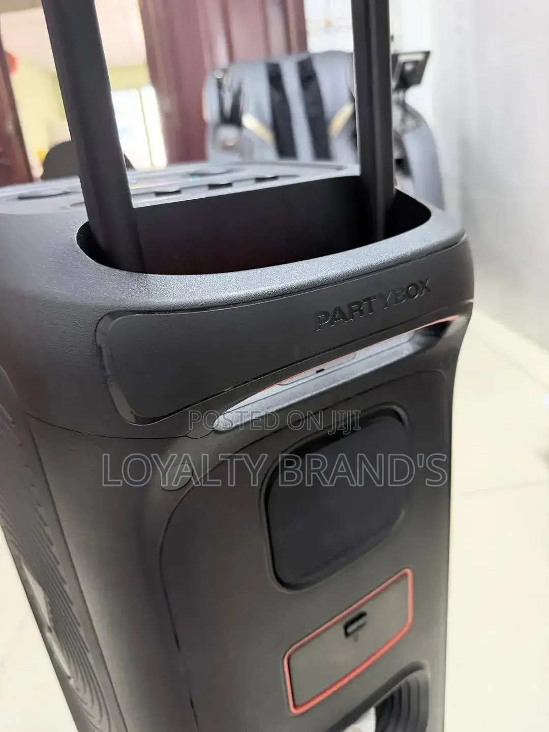 JBL Partybox 320 – Powerful Party Speaker | Deep Bass Dynamic Lights