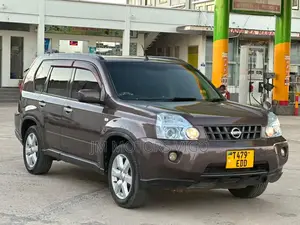 Nissan X-Trail 2008 Brown