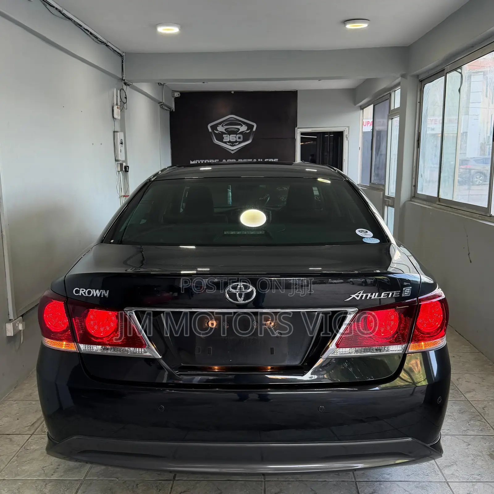 Toyota Crown 2015 Black