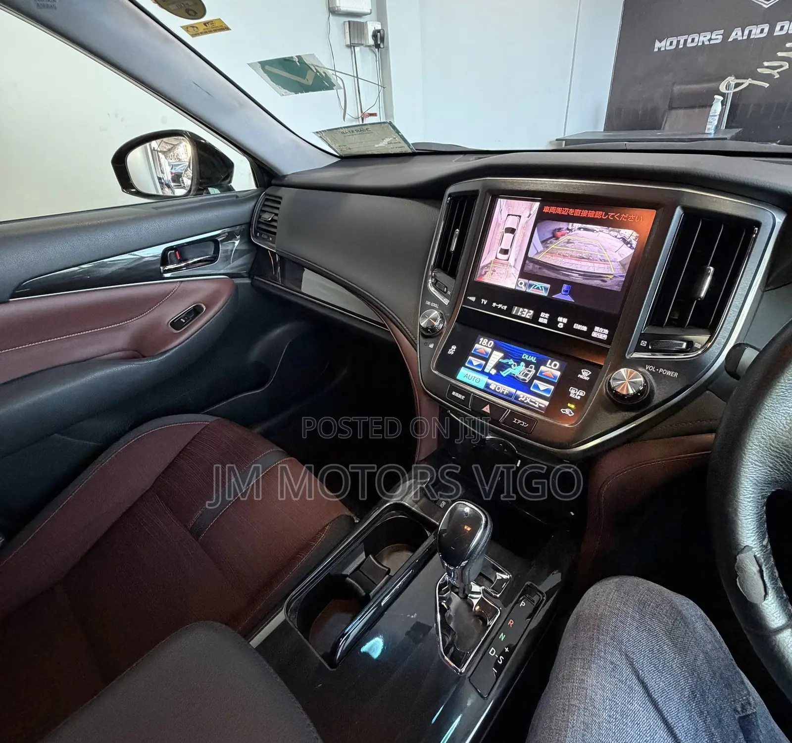 Toyota Crown 2015 Black