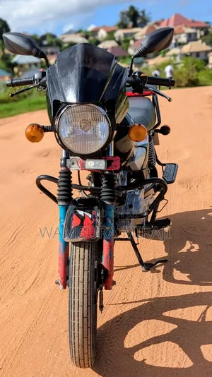 New TVS HLX 125 2025 Black