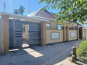 Furnished 3bdrm House in Biriani Real Estate, Chamazi for sale
