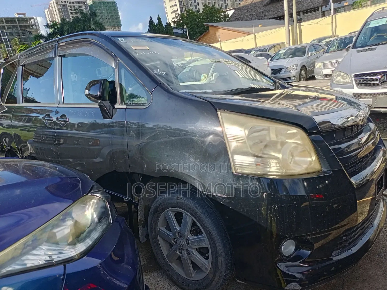 Toyota Noah 2008 Black