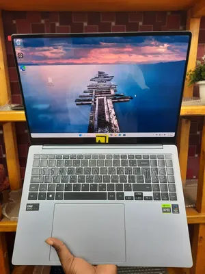 Laptop Samsung Galaxy Book4 Ultra 32GB Intel Core Ultra 7 SSD 1T