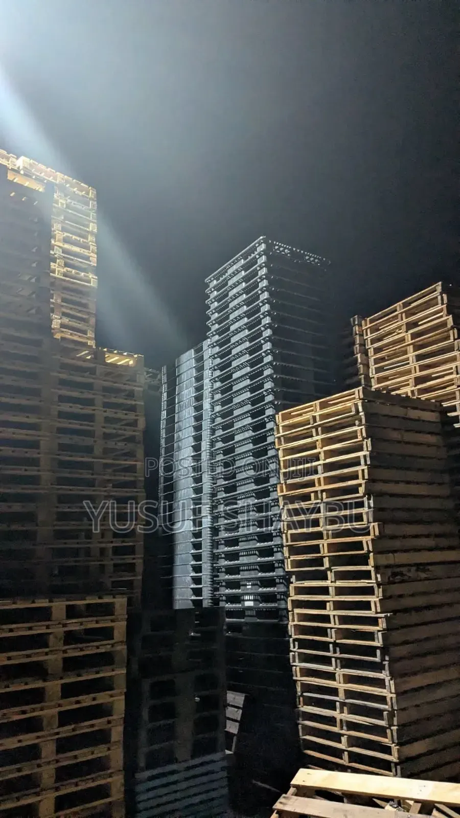 Wooden Plastic Pallets