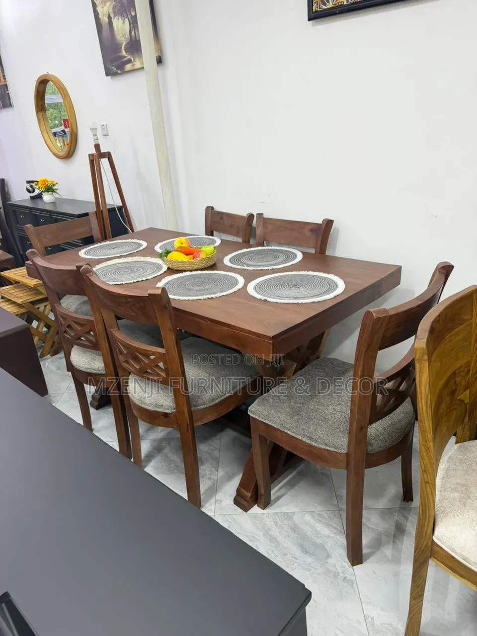 Dinning Table