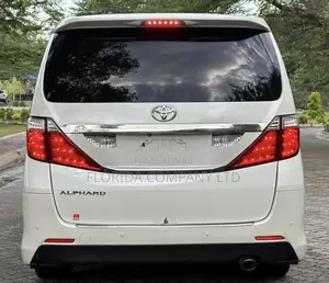 Toyota Alphard 2010 White