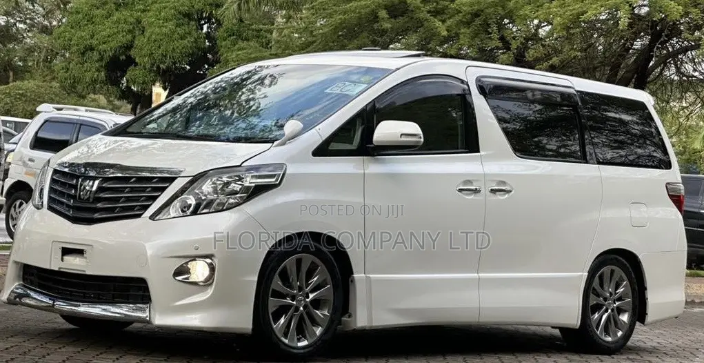 Toyota Alphard 2010 White