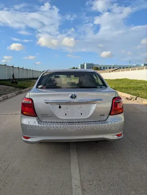 Toyota Axio 1.5 Hybrid G 2WD 2016 Silver
