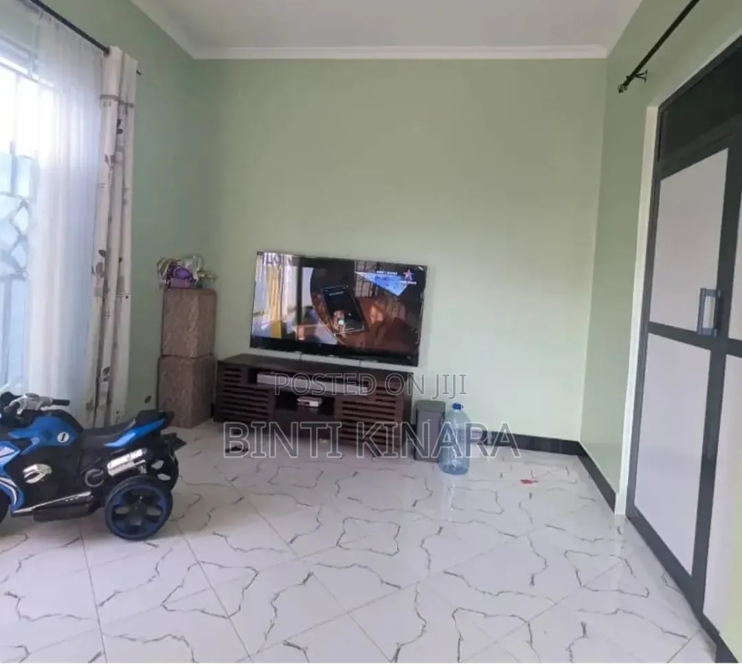 3bdrm House in Kifuru, Kinyerezi for sale