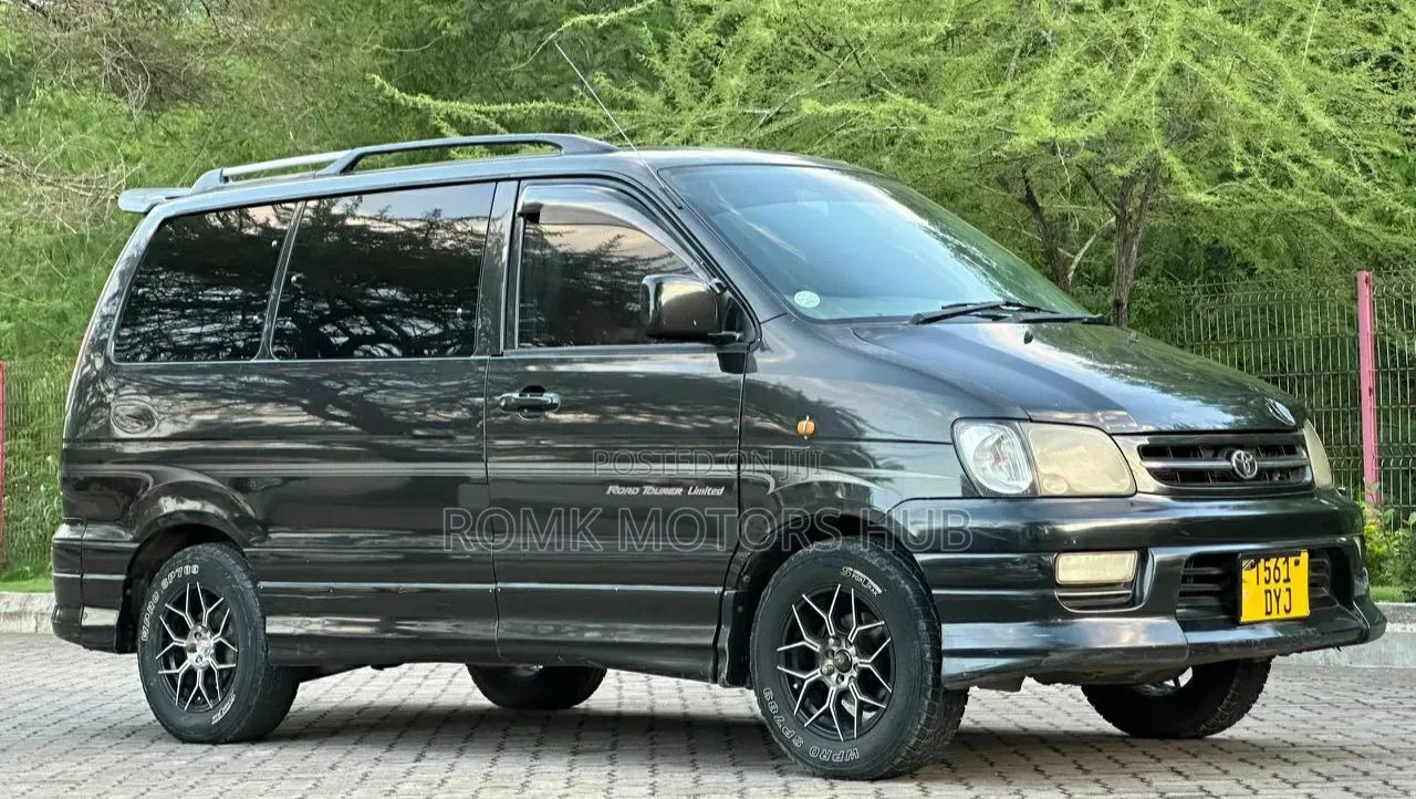 Toyota Noah 2001 Black