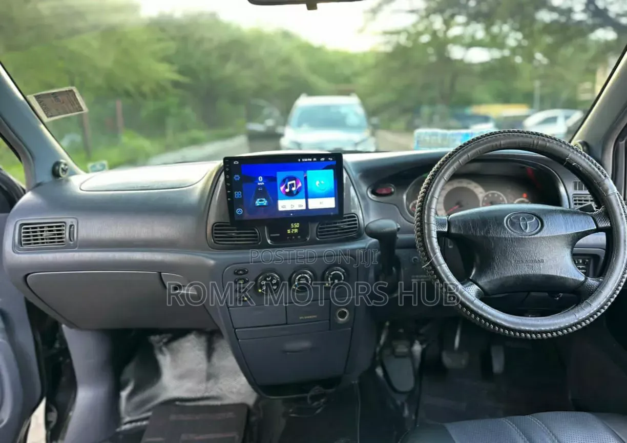 Toyota Noah 2001 Black