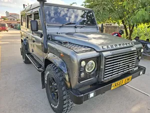 Land Rover Defender 2012 Gray