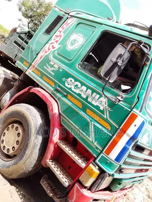 Scania 113 Semi