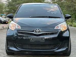 Toyota Ractis 2012 Black