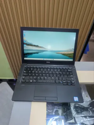 Laptop Dell Latitude E7270 8GB Intel Core i5 SSD 256GB