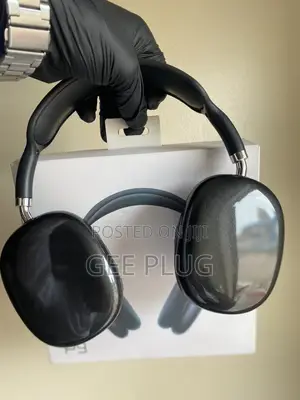 P9 Wireless Headphones /
