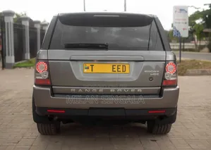 Land Rover Range Rover 2011 Gray