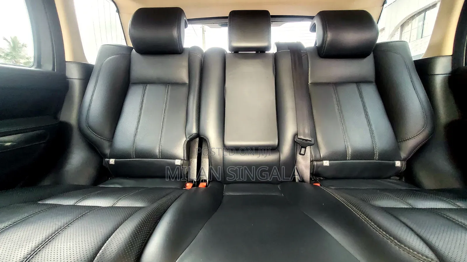 Land Rover Range Rover 2011 Gray