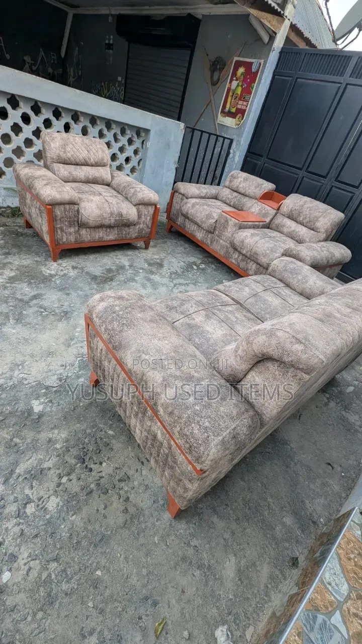 Sofa Set // 2:2:1 // Spring// Fibers //