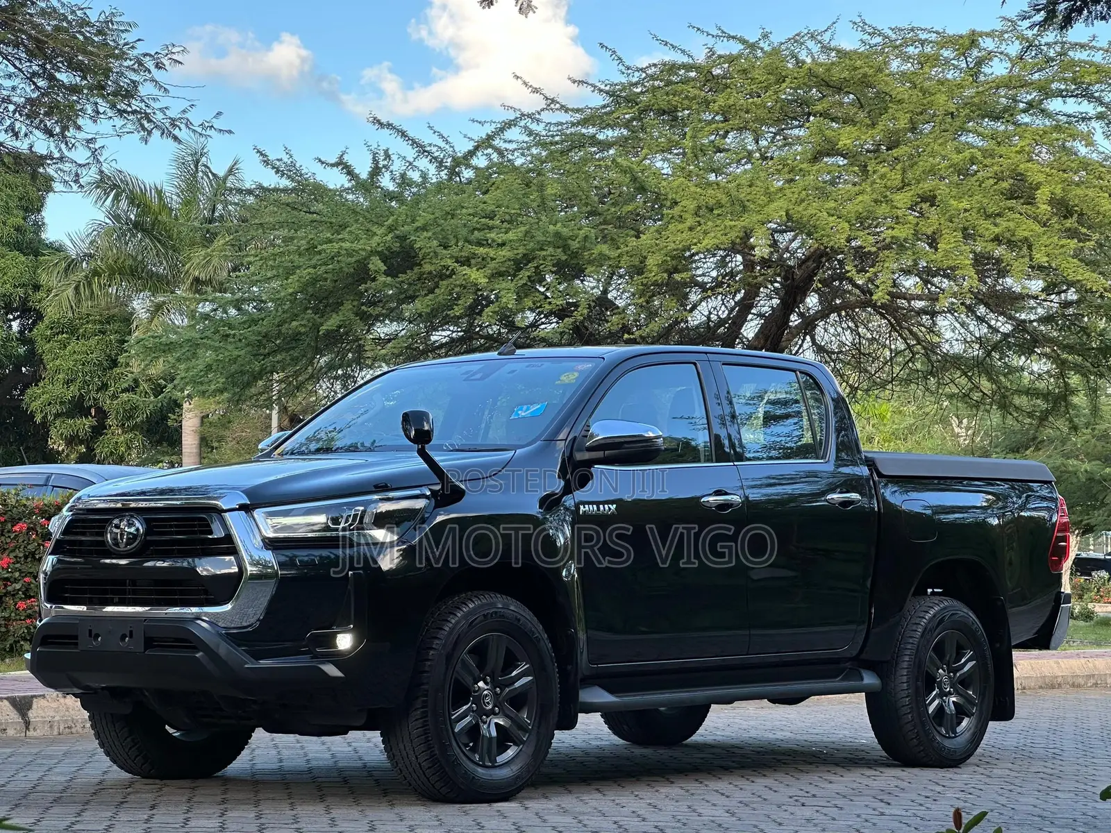 Toyota Hilux 2023 Black