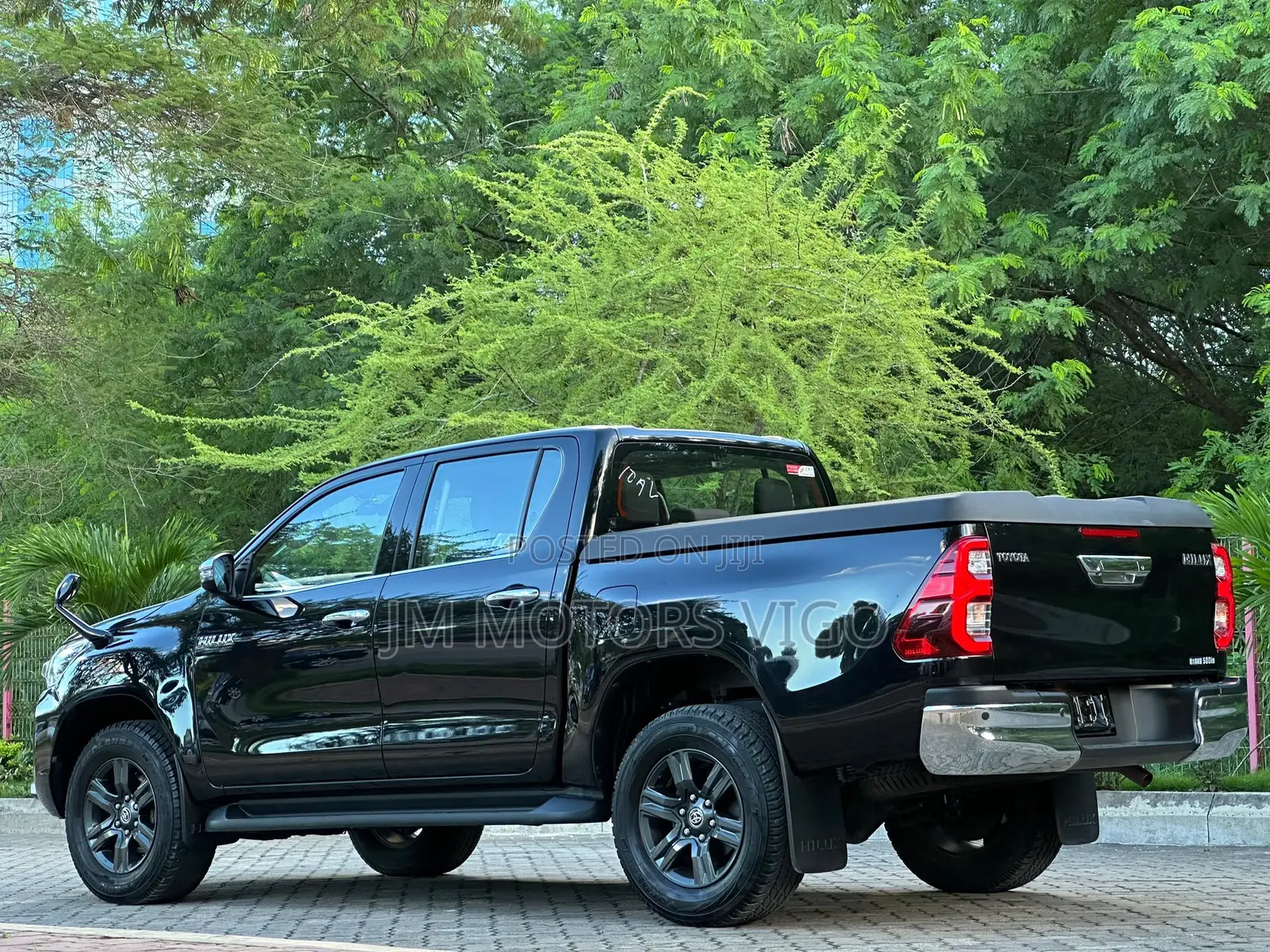 Toyota Hilux 2023 Black