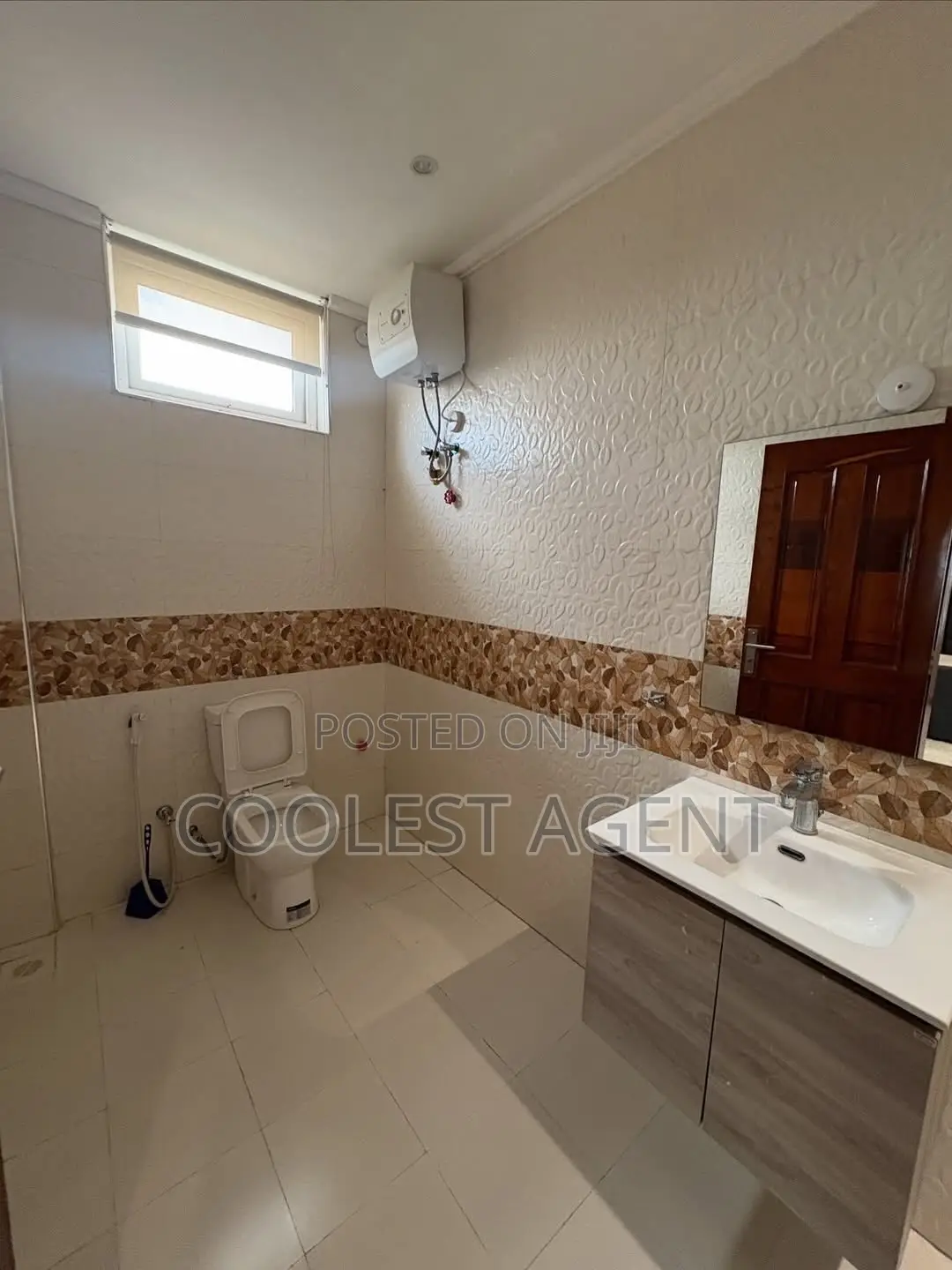 Furnished 3bdrm Penthouse in Coolest Estate, Mikocheni for rent
