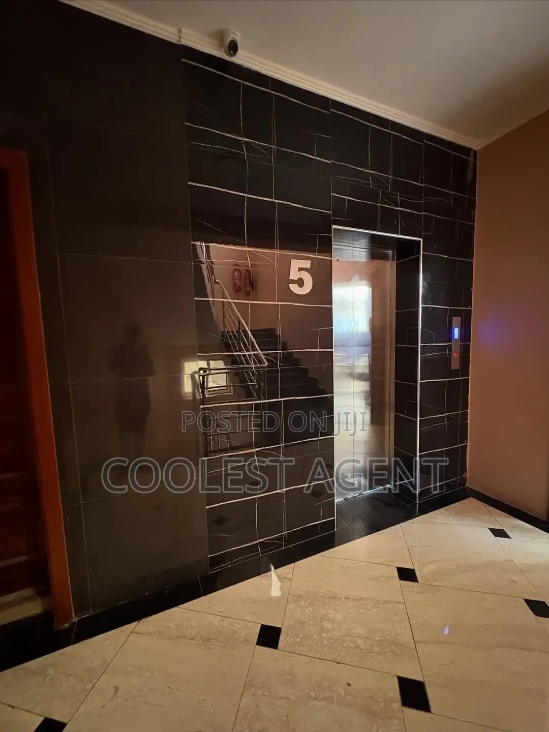 Furnished 3bdrm Penthouse in Coolest Estate, Mikocheni for rent
