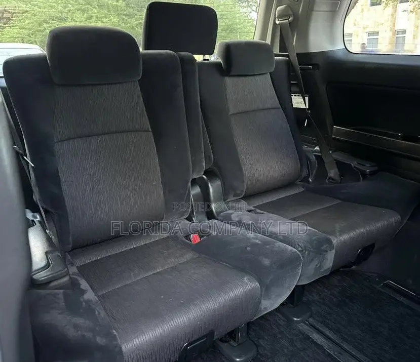 Toyota Alphard 2009 White