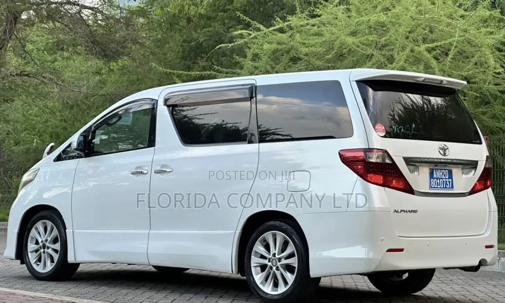 Toyota Alphard 2009 White