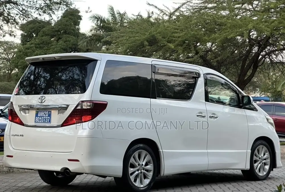 Toyota Alphard 2009 White
