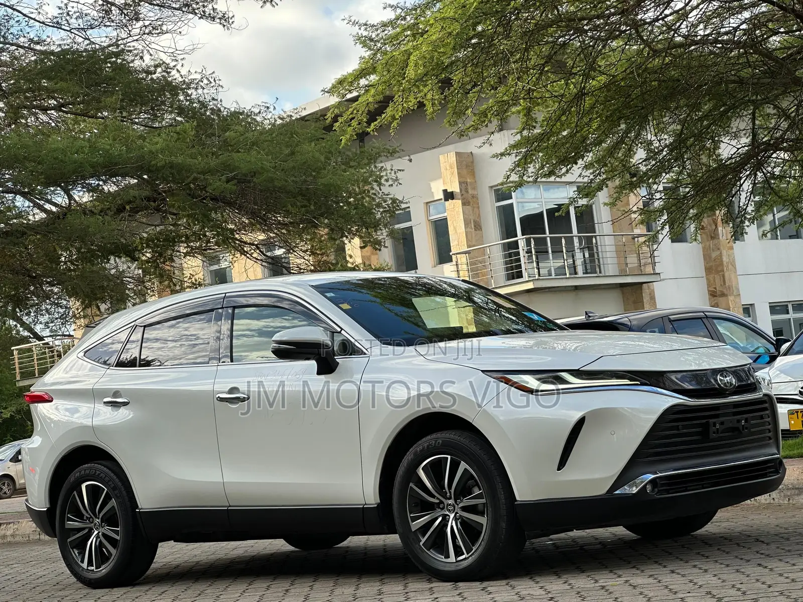 Toyota Harrier 2021 White