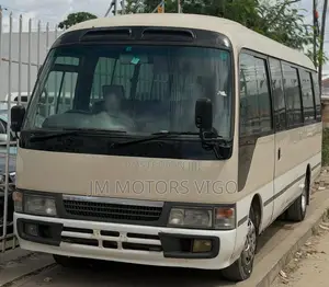 Toyota Coaster 2004 Beige
