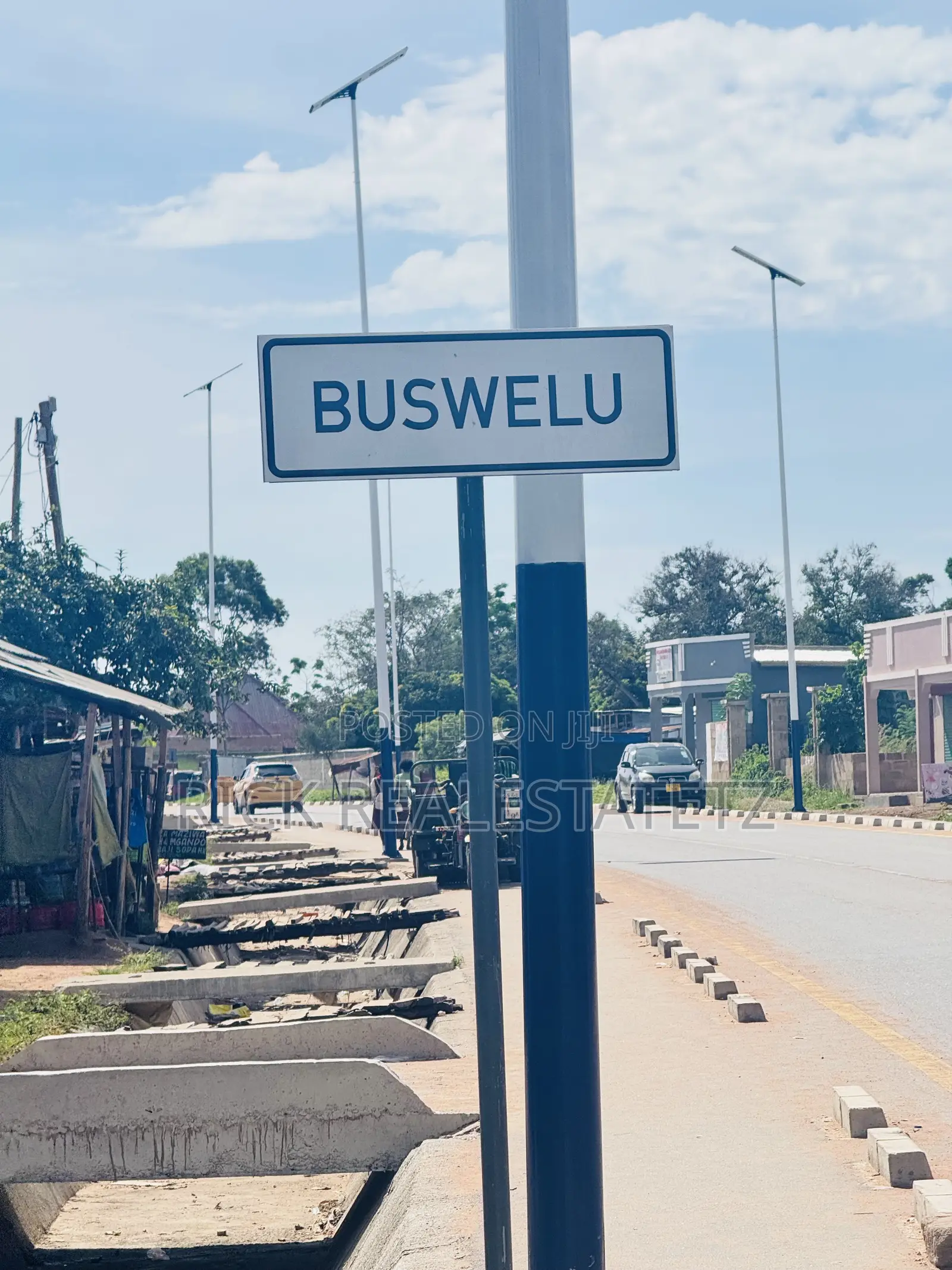 Duka La Dawa Linauzwa Buswelu
