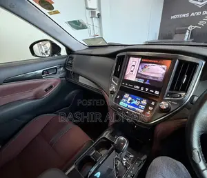 Toyota Crown 2014 Black