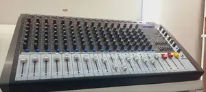 Yamaha Powered Mixer 16 Channels