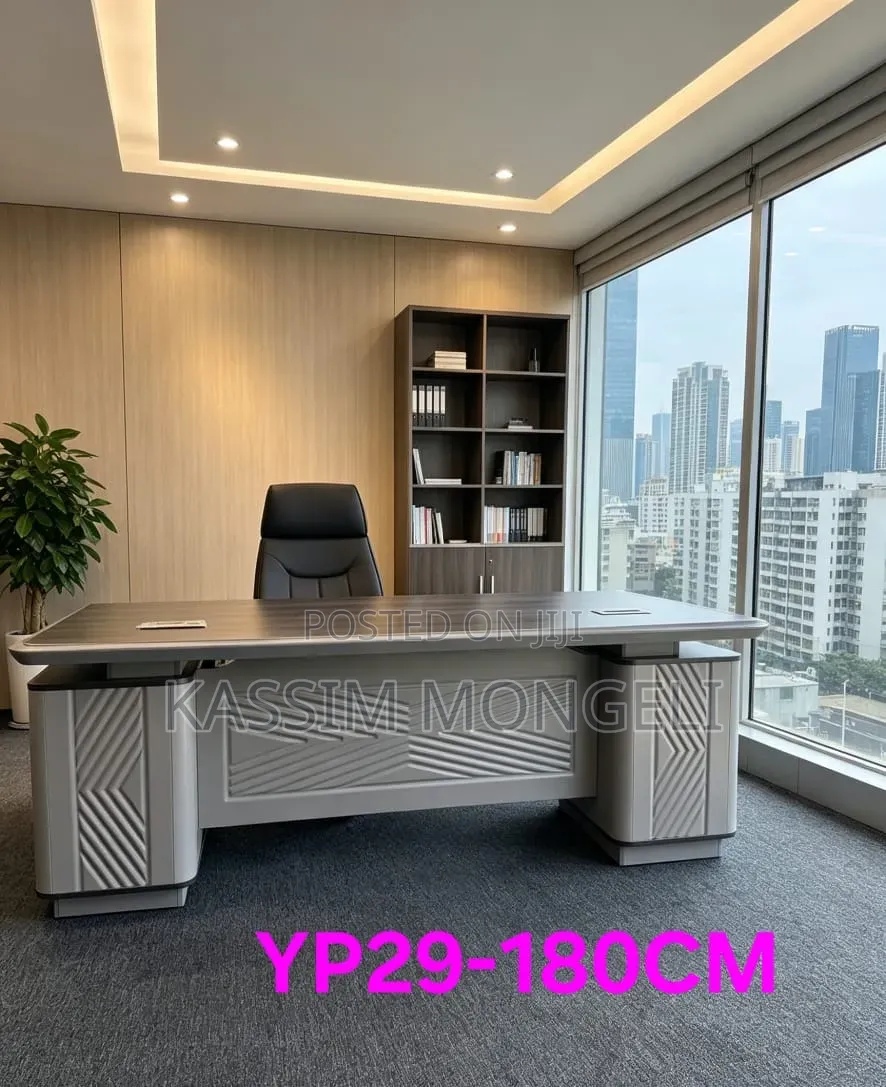 Executive Table Imala Zaid
