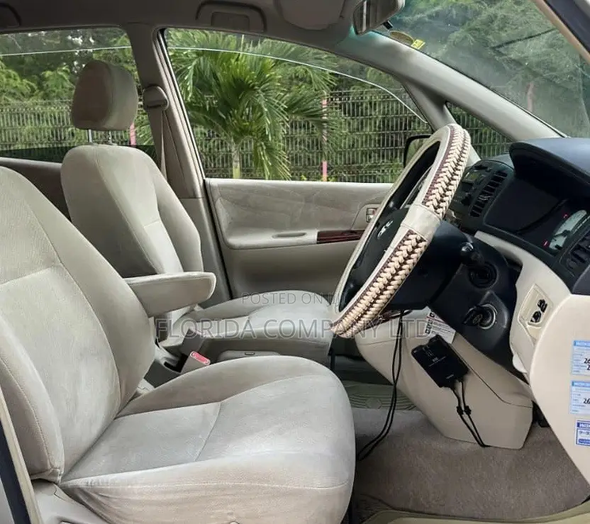 Toyota Corolla Spacio 2002 Silver