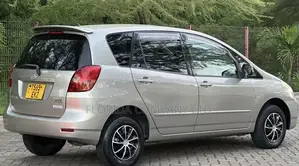 Toyota Corolla Spacio 2002 Silver