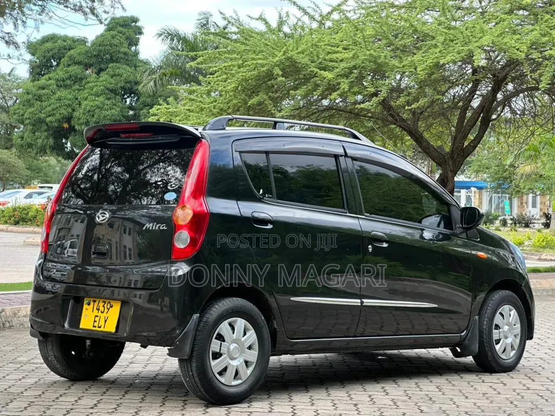 Daihatsu Mira 2010 Black