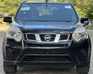 Nissan X-Trail 2012 Black