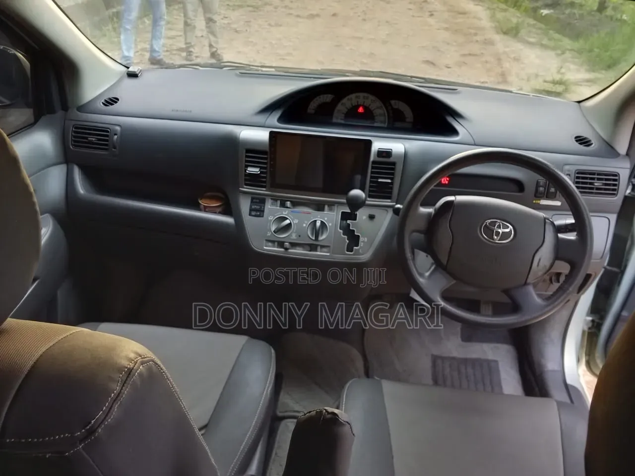 Toyota Raum 2005 Silver