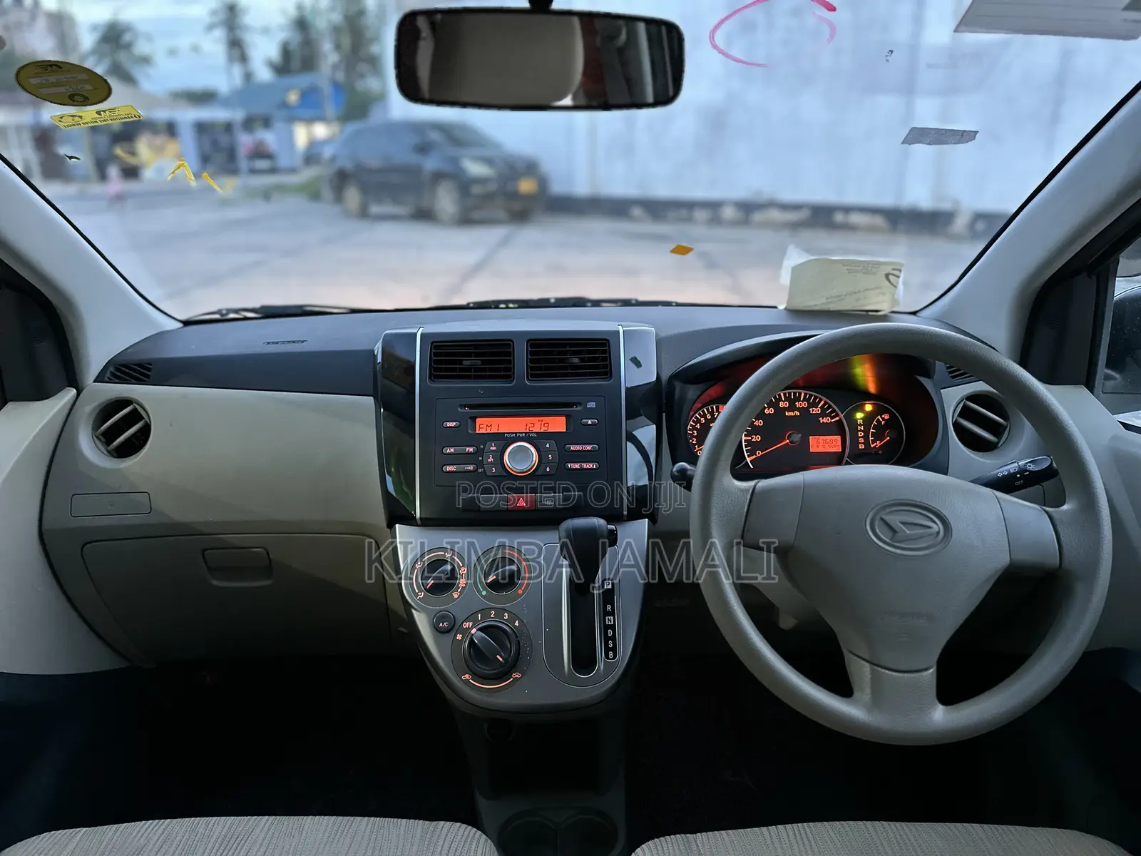 Daihatsu Mira 2011 Gold