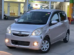 Daihatsu Mira 2011 Gold