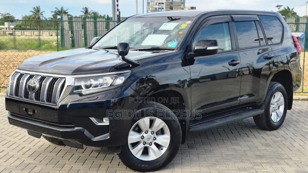Toyota Land Cruiser Prado 2018 Black