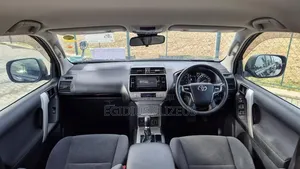 Toyota Land Cruiser Prado 2018 Black
