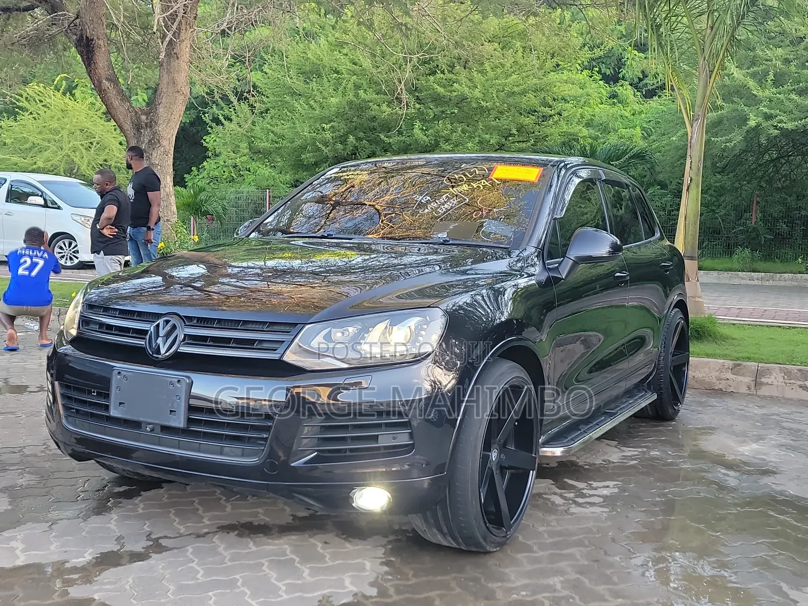 Volkswagen Touareg 2011 Black