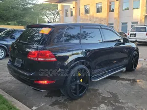 Volkswagen Touareg 2011 Black