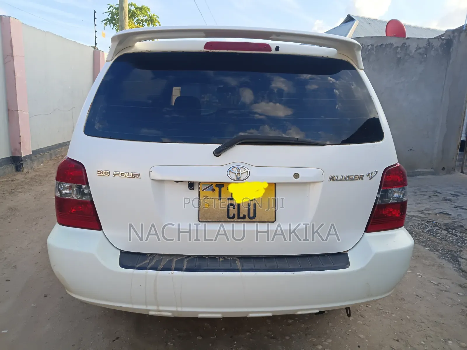 Toyota Kluger 2005 White